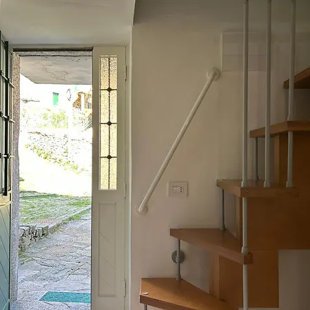 àa Da Pinèla-biassa-cinque Terre *